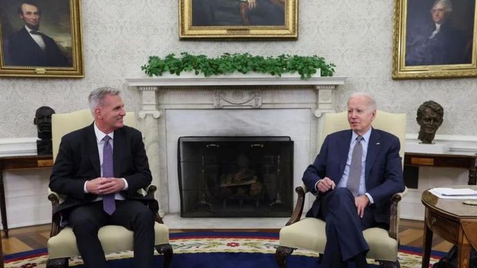 President Biden और Speaker McCarthy की पूरी कोशिश President Biden और Speaker McCarthy की पूरी कोशिश