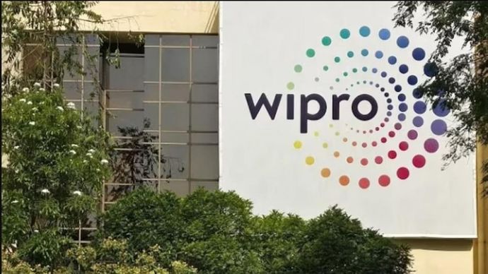 Wipro: ने शुरू में नई भर्तियों के लिए प्रति वर्ष 6.5 लाख रुपये की पेशकश की थी, लेकिन अब कंपनी न्यू ज्वाइनी के लिए 50 प्रतिशत वेतन में कटौती की बात कह रही है। Wipro: ने शुरू में नई भर्तियों के लिए प्रति वर्ष 6.5 लाख रुपये की पेशकश की थी, लेकिन अब कंपनी न्यू ज्वाइनी के लिए 50 प्रतिशत वेतन में कटौती की बात कह रही है।