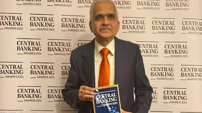 Shaktikanta Das को मिला बेस्ट गवर्नर का सम्मान Shaktikanta Das को मिला बेस्ट गवर्नर का सम्मान