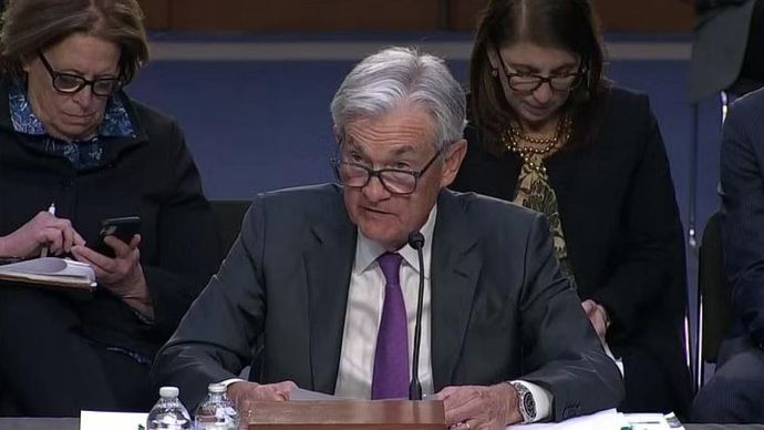 FOMC पर टिकी निगाहें, दायरे में रहा बाज़ार FOMC पर टिकी निगाहें, दायरे में रहा बाज़ार