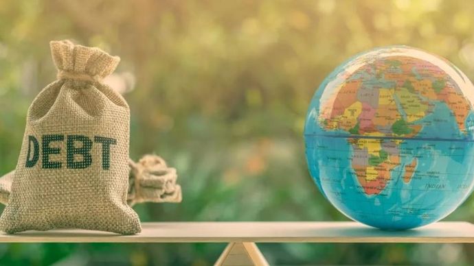 ग्लोबल इकॉनमी में जारी सुस्ती से अब कारोबार जगत का संकट गहराने लगा है ग्लोबल इकॉनमी में जारी सुस्ती से अब कारोबार जगत का संकट गहराने लगा है