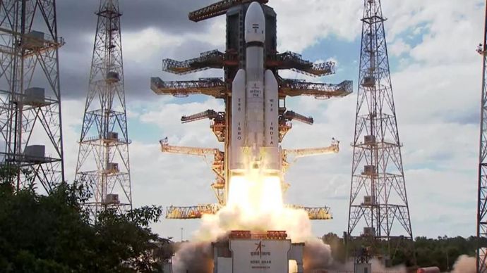 Chandrayaan 3 के 40 दिनों की यात्रा पूरी करने के बाद चंद्रयान-3 का रोवर चंद्रमा के दक्षिणी ध्रुव पर लैंड करेगा Chandrayaan 3 के 40 दिनों की यात्रा पूरी करने के बाद चंद्रयान-3 का रोवर चंद्रमा के दक्षिणी ध्रुव पर लैंड करेगा