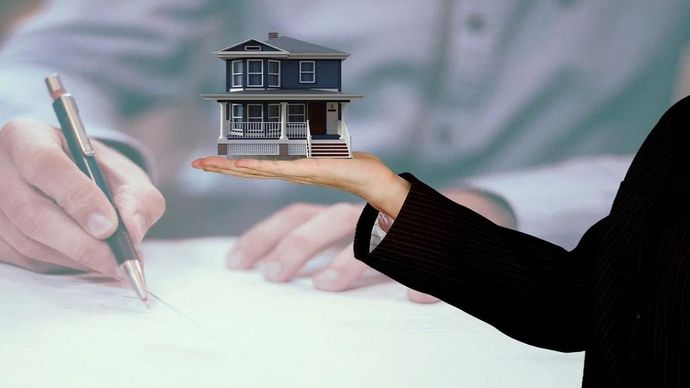 बेंगलुरु मे घर ढूंढना चांद पर जाने समान हो गया है बेंगलुरु मे घर ढूंढना चांद पर जाने समान हो गया है