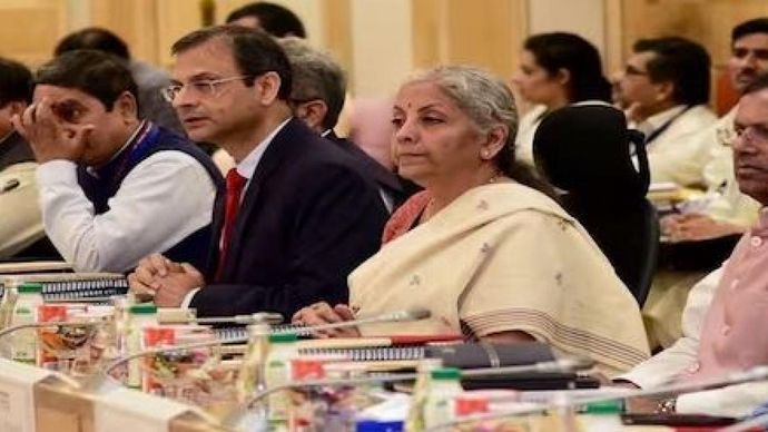 वित्त मंत्री निर्मला सीतारमण की अध्यक्षता में GST Council की 50वी बोर्ड बैठक आज राष्ट्रीय राजधानी नई दिल्ली में आयोजित की गयी वित्त मंत्री निर्मला सीतारमण की अध्यक्षता में GST Council की 50वी बोर्ड बैठक आज राष्ट्रीय राजधानी नई दिल्ली में आयोजित की गयी