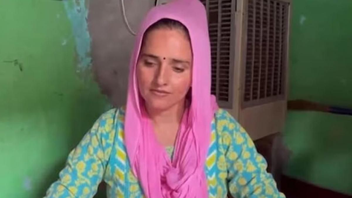 Pakistan से भारत आ गई सीमा, अब नहीं जाने को तैयार Pakistan से भारत आ गई सीमा, अब नहीं जाने को तैयार