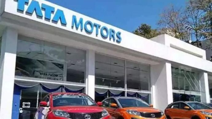 बाजार बंद होने के बाद Tata Motors ने किया बड़ा एलान बाजार बंद होने के बाद Tata Motors ने किया बड़ा एलान