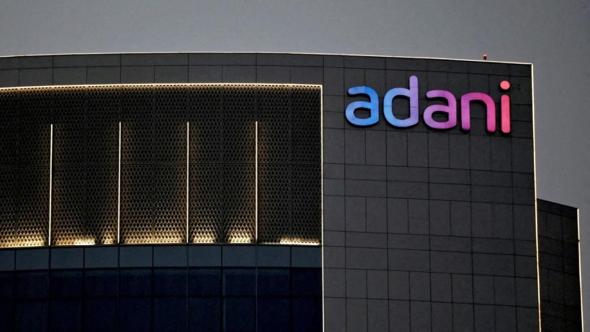 Adani Group के साथ डील के बाद Sanghi Industries के शेयरों में ऊपरी सर्किट लगा Adani Group के साथ डील के बाद Sanghi Industries के शेयरों में ऊपरी सर्किट लगा