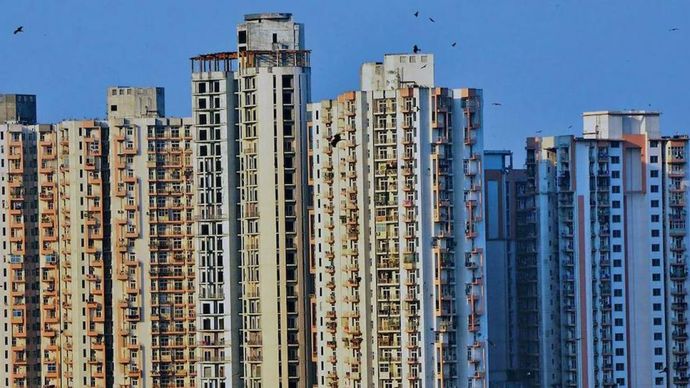 चीन में 2021 के बीच में रियल एस्टेट का संकट शुरू हुआ चीन में 2021 के बीच में रियल एस्टेट का संकट शुरू हुआ