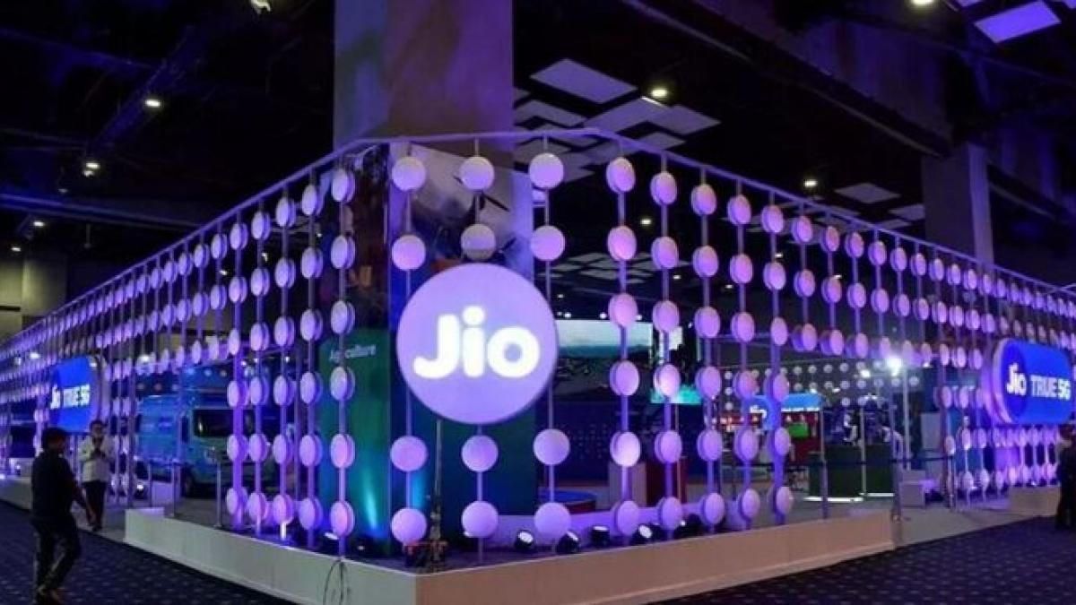 जियो फाइनेंशियल सर्विसेज की लिस्टिंग जल्द