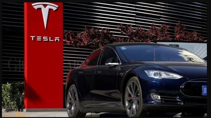 टेस्ला ने भारतीय मूल के वैभव तनेजा को CFO नियुक्त किया