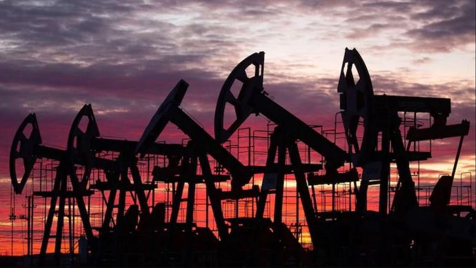 ब्रेंट क्रूड की कीमत 90 डॉलर प्रति बैरल के पार  ब्रेंट क्रूड की कीमत 90 डॉलर प्रति बैरल के पार