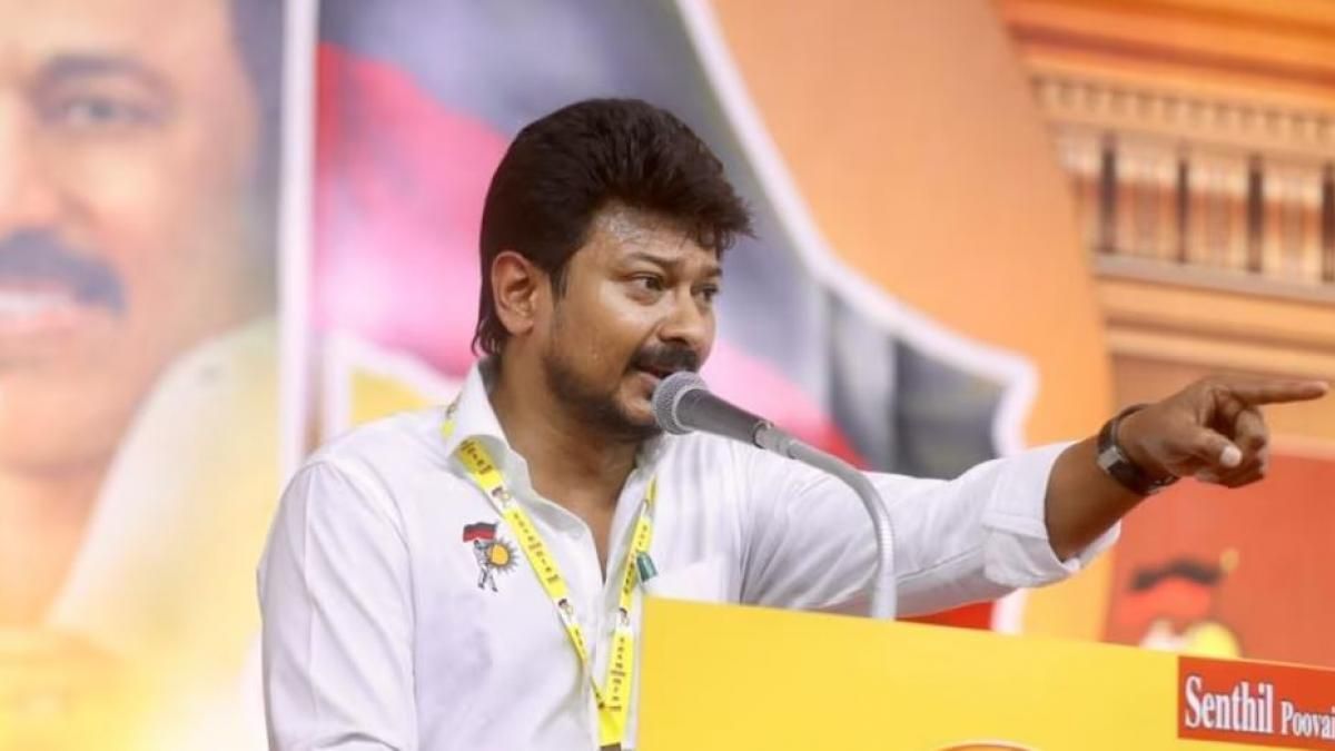 सनातन पर उदयनिधि के बयान से मचा बवाल, BJP ने बनाया मुद्दा सनातन पर उदयनिधि के बयान से मचा बवाल, BJP ने बनाया मुद्दा