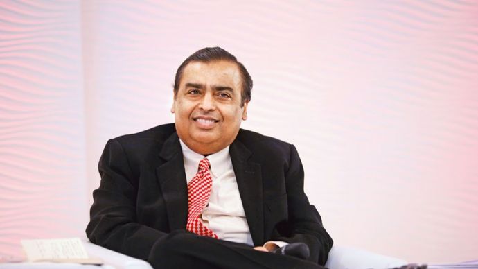 भारत और एशिया के सबसे अमीर आदमी रिलायंस इंडस्ट्रीज के चेयरमैन मुकेश अंबानी भारत और एशिया के सबसे अमीर आदमी रिलायंस इंडस्ट्रीज के चेयरमैन मुकेश अंबानी