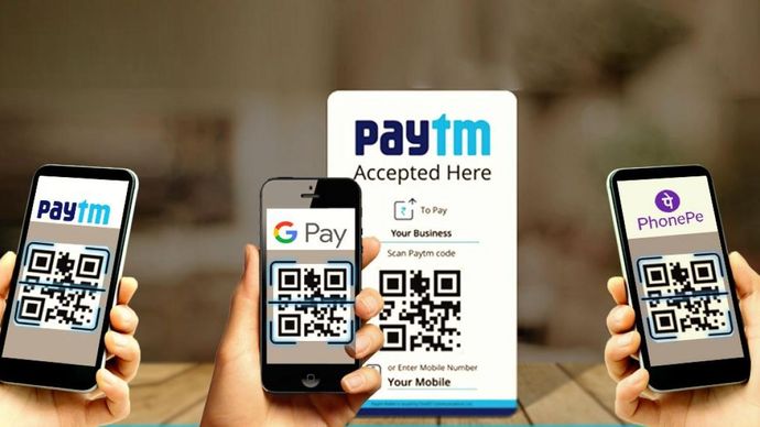 छोटे कस्बों से लेकर बड़े शहरों में UPI से QR Code स्कैन कर पैसे लेनदेन का चलन काफी अधिक बढ़ चुका है छोटे कस्बों से लेकर बड़े शहरों में UPI से QR Code स्कैन कर पैसे लेनदेन का चलन काफी अधिक बढ़ चुका है