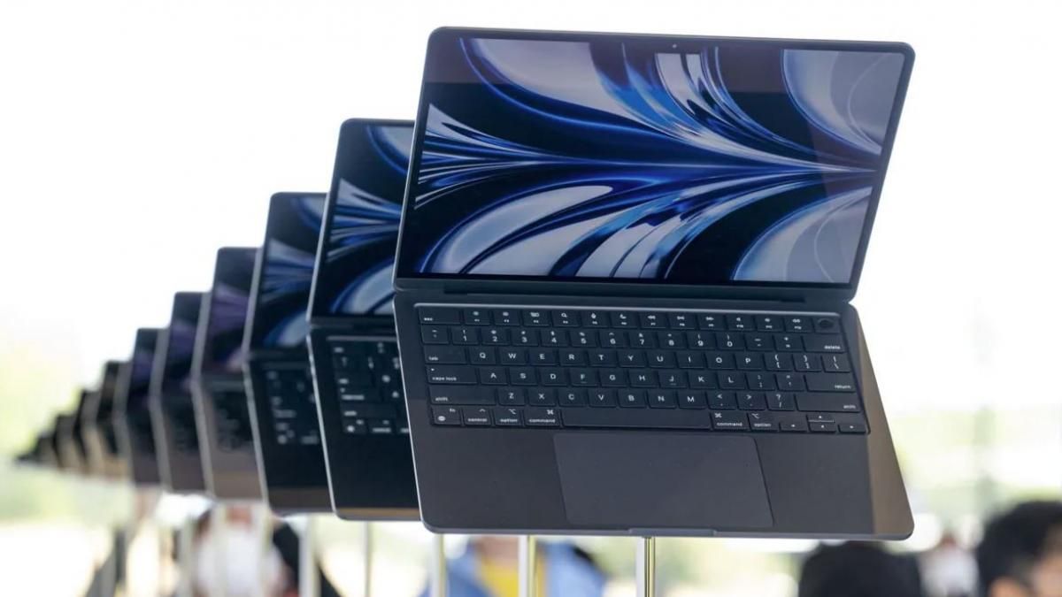 भारत सरकार ने साफ किया है वो लैपटॉप आयात पर प्रतिबंध नहीं लगाने जा रही है भारत सरकार ने साफ किया है वो लैपटॉप आयात पर प्रतिबंध नहीं लगाने जा रही है