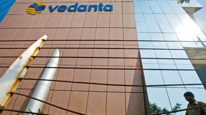 Anil Aggarwal के मालिकाना हक वाली Vedenta Limited कंपनी डिमर्जर हो चुका है Anil Aggarwal के मालिकाना हक वाली Vedenta Limited कंपनी डिमर्जर हो चुका है