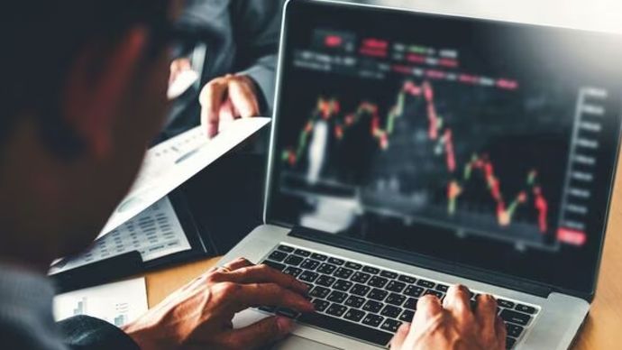 बीएसई वेबसाइट के अनुसार, भारतीय इक्विटी बेंचमार्क मंगलवार को बंद रहेंगे