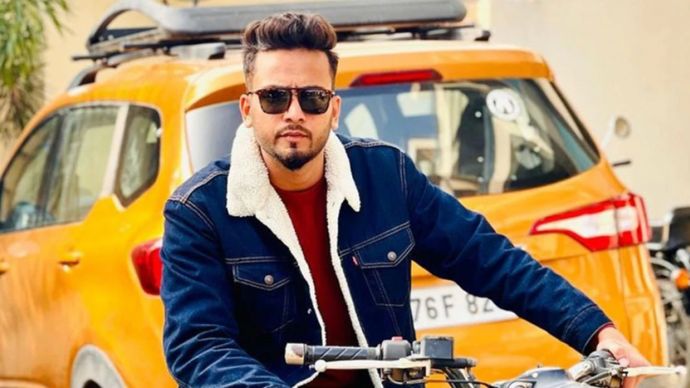 Youtuber एल्विश यादव विवादों में फंस गए हैं Youtuber एल्विश यादव विवादों में फंस गए हैं