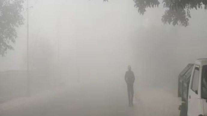 27 दिसंबर को पश्चिमी उत्तर प्रदेश, पंजाब, हरियाणा, चंडीगढ़ और दिल्ली में भी इसी तरह का मौसम रहने की संभावना है 27 दिसंबर को पश्चिमी उत्तर प्रदेश, पंजाब, हरियाणा, चंडीगढ़ और दिल्ली में भी इसी तरह का मौसम रहने की संभावना है