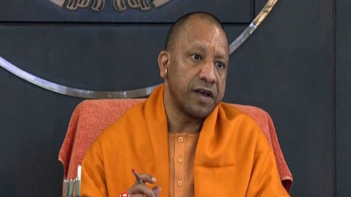 उत्तर प्रदेश के सीएम योगी आदित्यनाथ उत्तर प्रदेश के सीएम योगी आदित्यनाथ