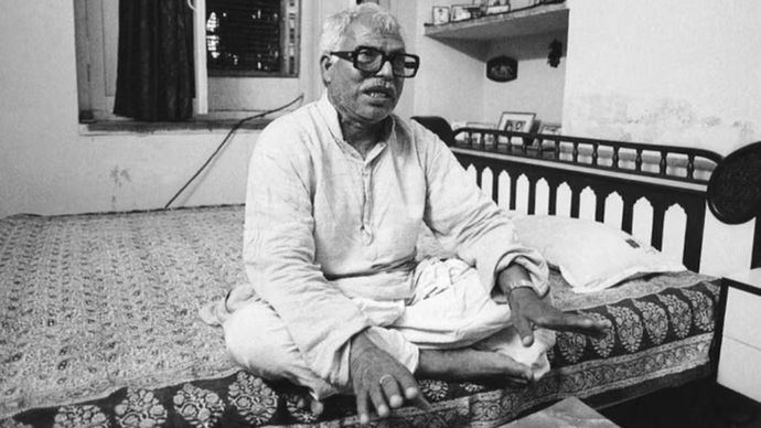 बिहार के पूर्व मुख्यमंत्री Karpuri Thakur को देश का सर्वोच्च नागरिक सम्मान भारत रत्न दिया जाएगा बिहार के पूर्व मुख्यमंत्री Karpuri Thakur को देश का सर्वोच्च नागरिक सम्मान भारत रत्न दिया जाएगा