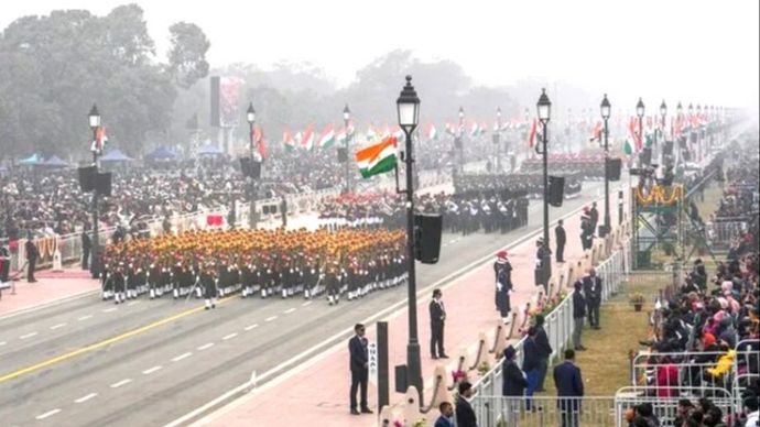 देशभर में आज बड़ी धूमधाम से गणतंत्र दिवस मनाया गया