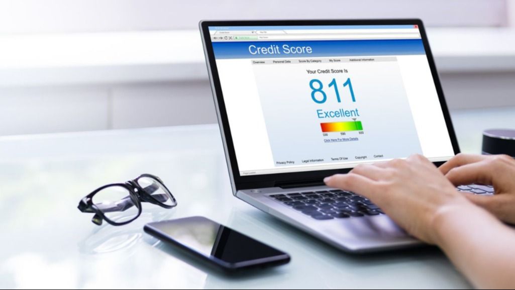 बिज़नेस लोन की मंज़ूरी में आपकी आय के बाद आपका सिबिल स्कोर महत्वपूर्ण भूमिका निभाता है बिज़नेस लोन की मंज़ूरी में आपकी आय के बाद आपका सिबिल स्कोर महत्वपूर्ण भूमिका निभाता है