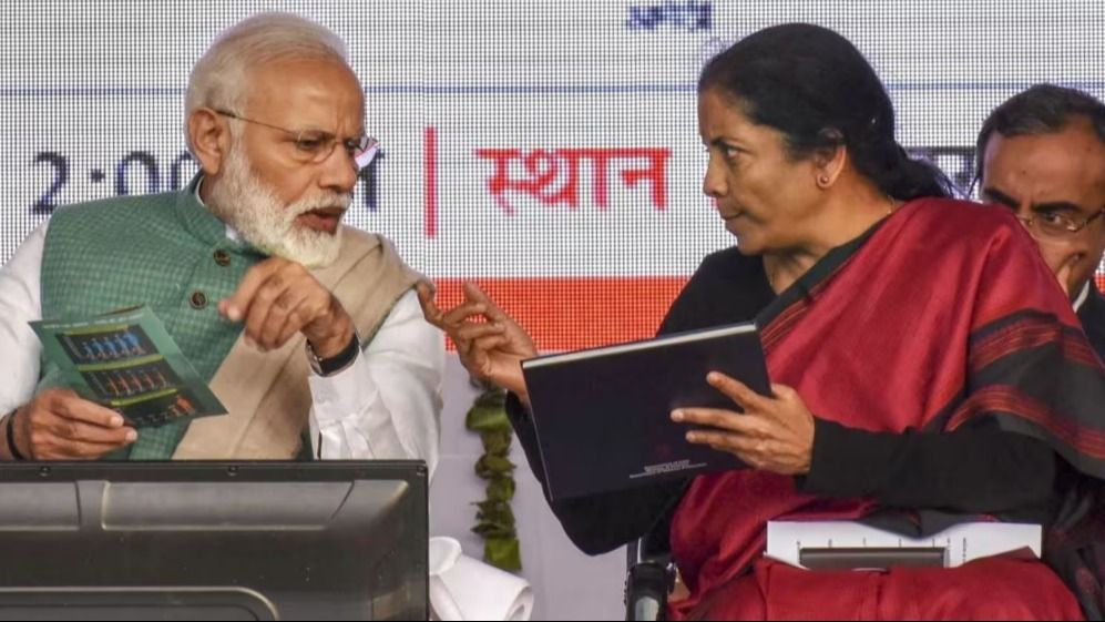 Budget 2024 live updates in hindi: प्रधानमंत्री नरेंद्र मोदी के साथ वित्त मंत्री निर्मला सीतारमण Budget 2024 live updates in hindi: प्रधानमंत्री नरेंद्र मोदी के साथ वित्त मंत्री निर्मला सीतारमण