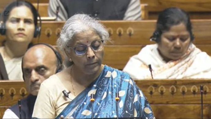 Budget 2024 live updates in hindi: वित्त मंत्री निर्मला सीतारण ने अंतरिम बजट पेश करते हुए सरकार की उपलब्धियों का जिक्र किया Budget 2024 live updates in hindi: वित्त मंत्री निर्मला सीतारण ने अंतरिम बजट पेश करते हुए सरकार की उपलब्धियों का जिक्र किया