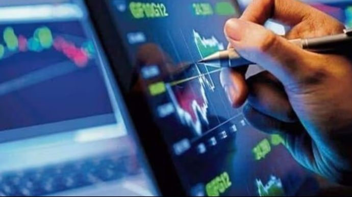 छह महीने पहले जब PM Modi ने संसद में भाषण दिया और लोगों से PSU Share पर दांव लगाने को कहा छह महीने पहले जब PM Modi ने संसद में भाषण दिया और लोगों से PSU Share पर दांव लगाने को कहा