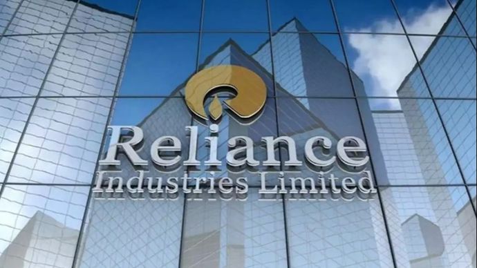 Reliance Industries Limited मंगलवार के कारोबारी सत्र में 20 लाख करोड़ का Market Cap छूने वाली कंपनी बन गई है Reliance Industries Limited मंगलवार के कारोबारी सत्र में 20 लाख करोड़ का Market Cap छूने वाली कंपनी बन गई है