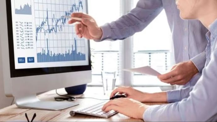 शेयर बाजार में लिस्ट होने वाली तीन कंपनियों में से केवल Rashi Peripherals की लिस्टिंग प्रीमियम भाव पर हुई है शेयर बाजार में लिस्ट होने वाली तीन कंपनियों में से केवल Rashi Peripherals की लिस्टिंग प्रीमियम भाव पर हुई है