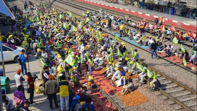 किसानों के आंदोलन के बीच सरकार के साथ तीसरे दौर की बातचीत में भी कोई नतीजा नहीं निकला