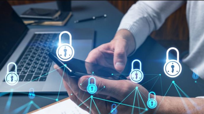 साइबर ठगों ने क्रिमिनल्स ने गेम के नाम पर ठगी का नया रास्ता अख्तियार किया है साइबर ठगों ने क्रिमिनल्स ने गेम के नाम पर ठगी का नया रास्ता अख्तियार किया है