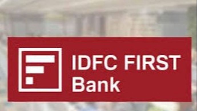 आईडीएफसी फर्स्ट बैंक के शेयरों में पिछले एक साल में 53% का उछाल आया है आईडीएफसी फर्स्ट बैंक के शेयरों में पिछले एक साल में 53% का उछाल आया है