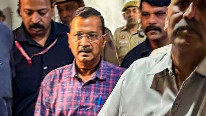दिल्ली के मुख्यमंत्री अरविंद केजरीवाल की न्यायिक हिरासत 14 दिन बढ़ाने की मांग दिल्ली के मुख्यमंत्री अरविंद केजरीवाल की न्यायिक हिरासत 14 दिन बढ़ाने की मांग