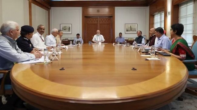 PM Modi ने देश भार में जारी हीटवेव और मानसून की शुरुआत की तैयारियों के लिए समीक्षा बैठक