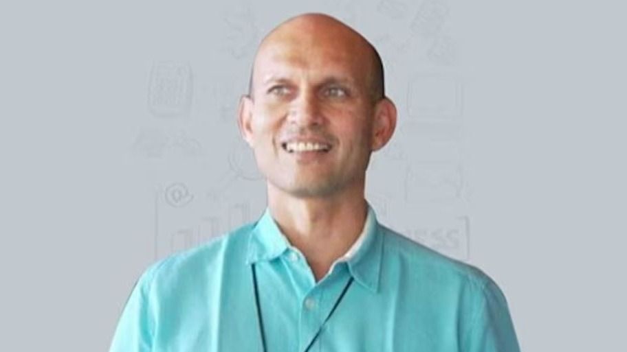 आशीष कचोलिया ने कर दी बिकवाली