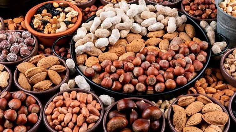  ऐसा फल जिसके सेवन मात्र से BP HIGH और कोलेस्ट्रॉल जैसी समस्याएँ हो जायेंगी दूर