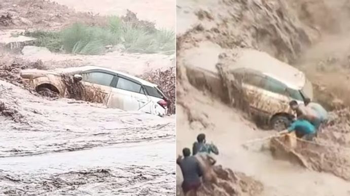 बाढ़ जैसी परिस्थिति पैदा होती हैं तो हमेशा Comprehensive Insurance Policy लें बाढ़ जैसी परिस्थिति पैदा होती हैं तो हमेशा Comprehensive Insurance Policy लें