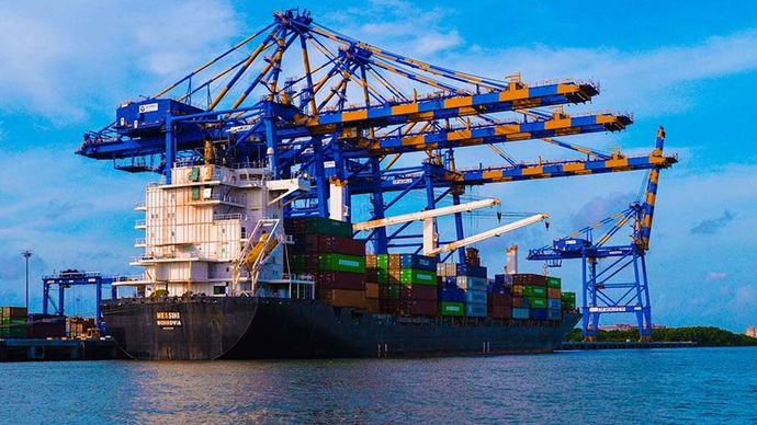 सरकार की ओर से शिपिंग सेक्टर को बजट में बड़ा बूस्टर डोज मिल सकता है ! सरकार की ओर से शिपिंग सेक्टर को बजट में बड़ा बूस्टर डोज मिल सकता है !