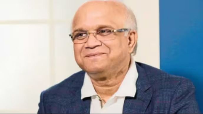 Basant Maheshwari on Reliance and HDFC Bank