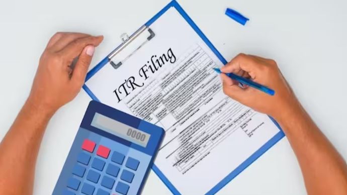 ITR Filing 2024: कैसे करे इनकम टैक्स रिटर्न फाइल? ITR Filing 2024: कैसे करे इनकम टैक्स रिटर्न फाइल?