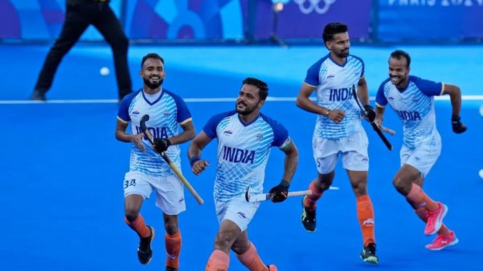 पेरिस ओलंपिक में भारत ने इतिहास रचा, हॉकी में ब्रॉन्ज मेडल जीता पेरिस ओलंपिक में भारत ने इतिहास रचा, हॉकी में ब्रॉन्ज मेडल जीता