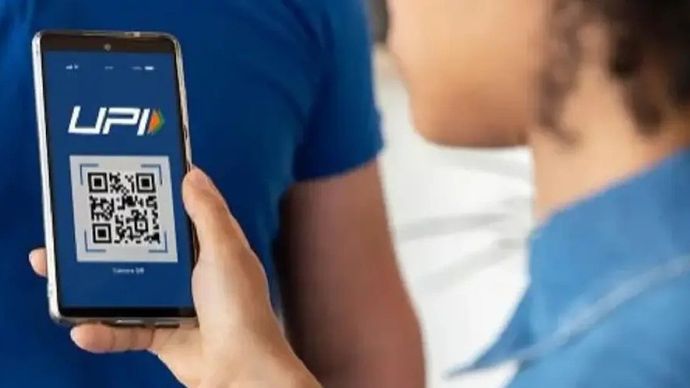 नकली UPI App इस साइबर धोखाधड़ी से पहचानें और बचें नकली UPI App इस साइबर धोखाधड़ी से पहचानें और बचें