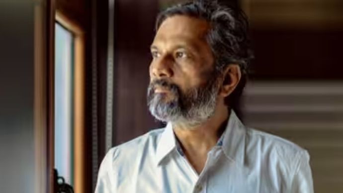 Zoho के CEO और लीवर डॉक के बीच सोशल मीडिया पर नोक-झोंक