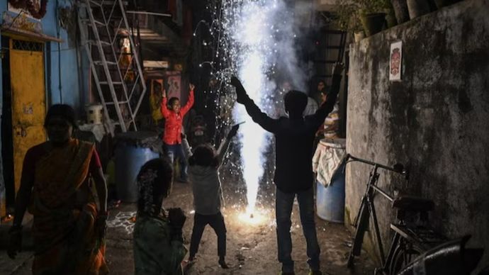 आ गया फैसला! दिल्ली में पटाखे फोड़ने के लिए बड़ी खबर