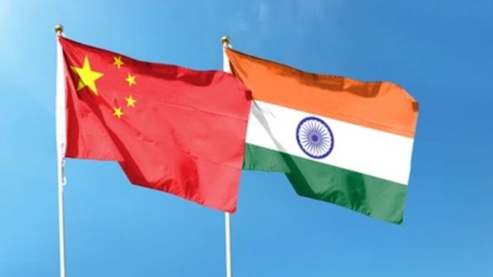 अमेरिका का चीन को जोरदार झटका, भारत को सीधा बड़ा फायदा! अमेरिका का चीन को जोरदार झटका, भारत को सीधा बड़ा फायदा!