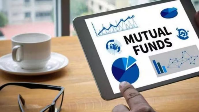 हाइब्रिड फंड म्यूचुअल फंड का एक प्रकार हाइब्रिड फंड म्यूचुअल फंड का एक प्रकार