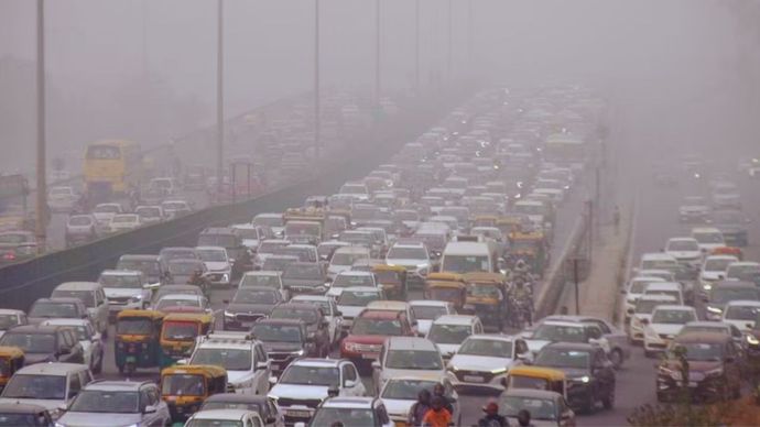 दिल्ली-एनसीआर में 15 से 31 अक्तूबर के बीच 54,000 से ज्यादा वाहनों पर जुर्माना दिल्ली-एनसीआर में 15 से 31 अक्तूबर के बीच 54,000 से ज्यादा वाहनों पर जुर्माना